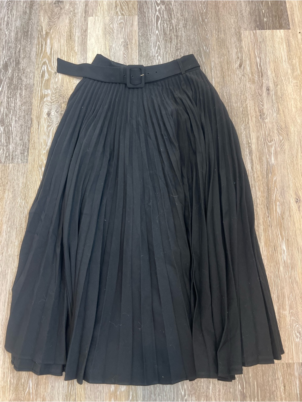 ZARA Elegant Black Pleated BELTED Skirt INFLUENCERS DREAM SKIRT - Picture 2 of 3